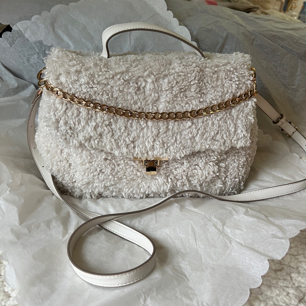 Sherpa Crossbody